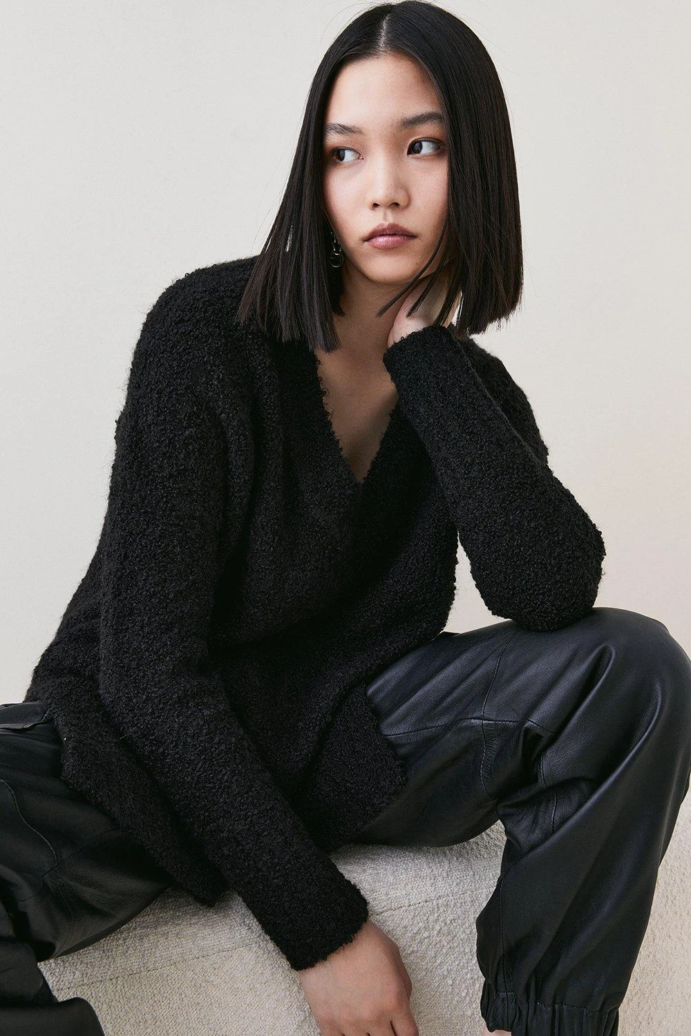 Karen Millen Boucle V Neck Knit Jumper And Scarf 5 Karen Millen Boucle V Neck Knit Jumper And Scarf - Image 3