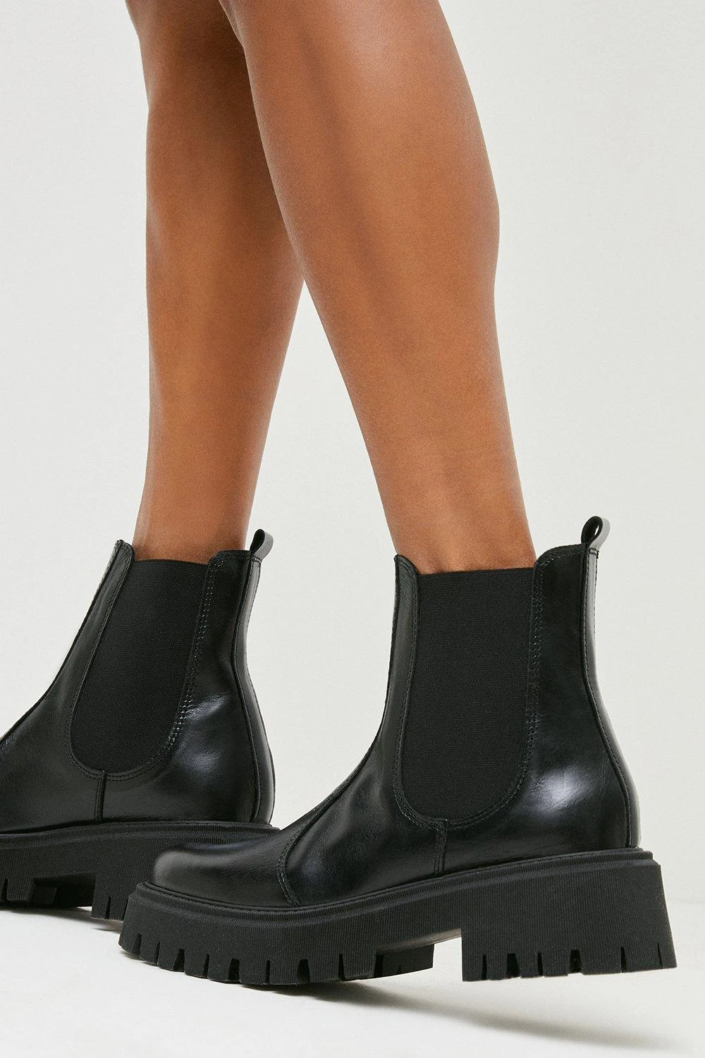 Karen Millen Leather Ankle Chelsea Boot 6 Karen Millen Leather Ankle Chelsea Boot - Image 4