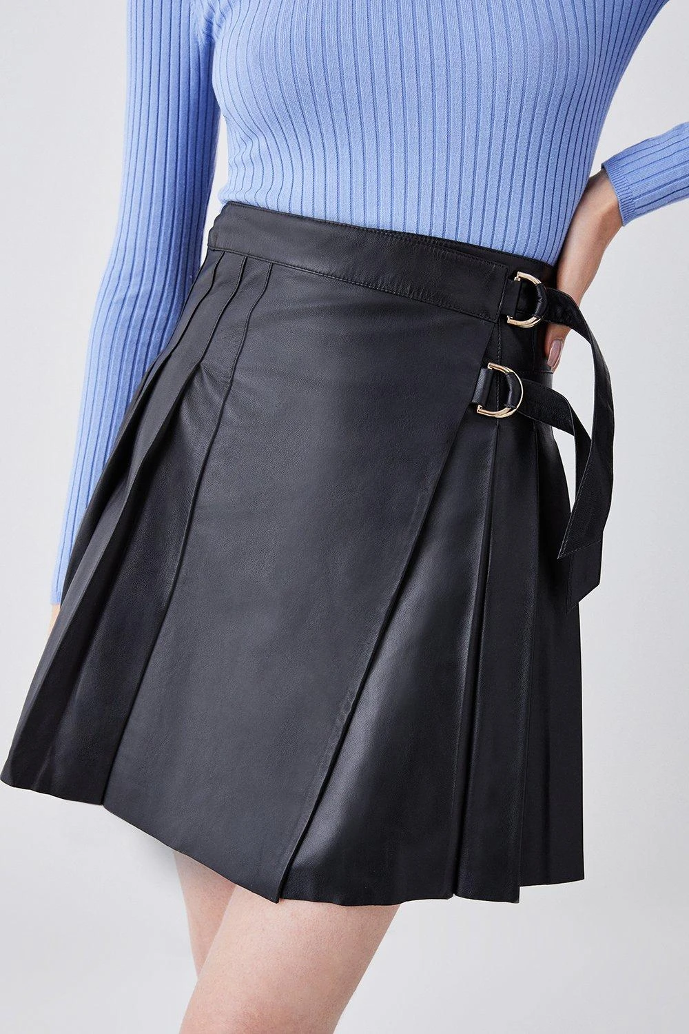 Karen Millen Leather Pleated Buckle Kilt Skirt 6 Karen Millen Leather Pleated Buckle Kilt Skirt - Image 4