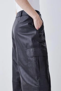 Karen Millen Leather Wide Leg Cargo Trouser -Karen Millen shop black leather wide leg cargo trouser 4