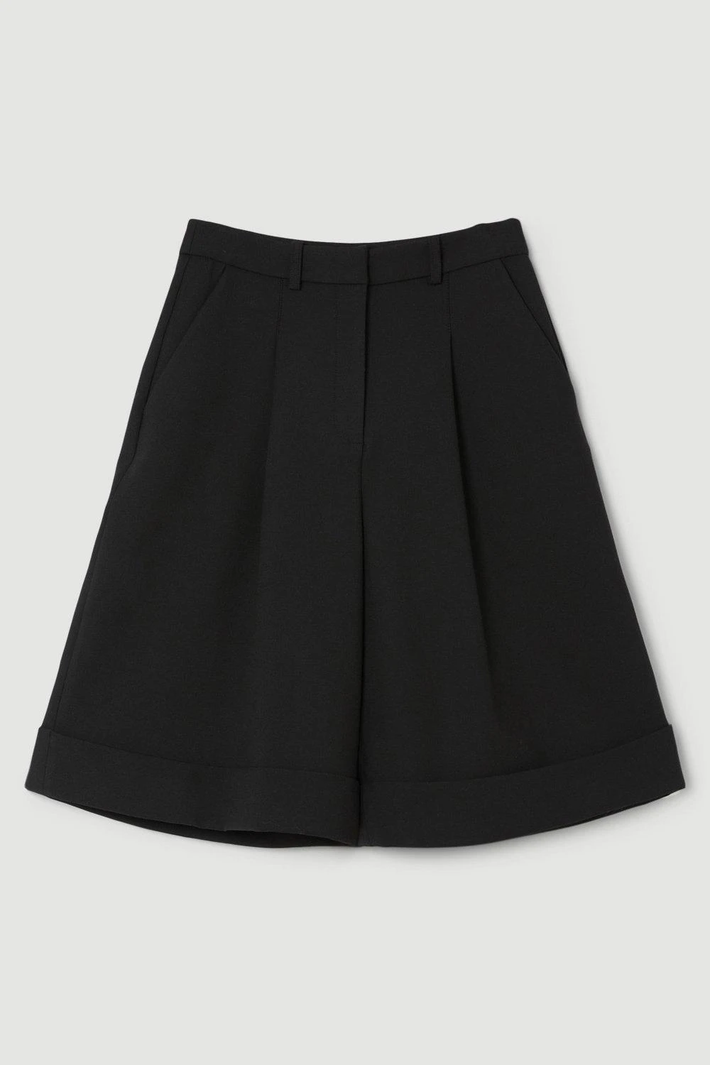 Karen Millen Tall Compact Stretch Turn Up Hem Tailored Walking Shorts 3 Karen Millen Tall Compact Stretch Turn Up Hem Tailored Walking Shorts