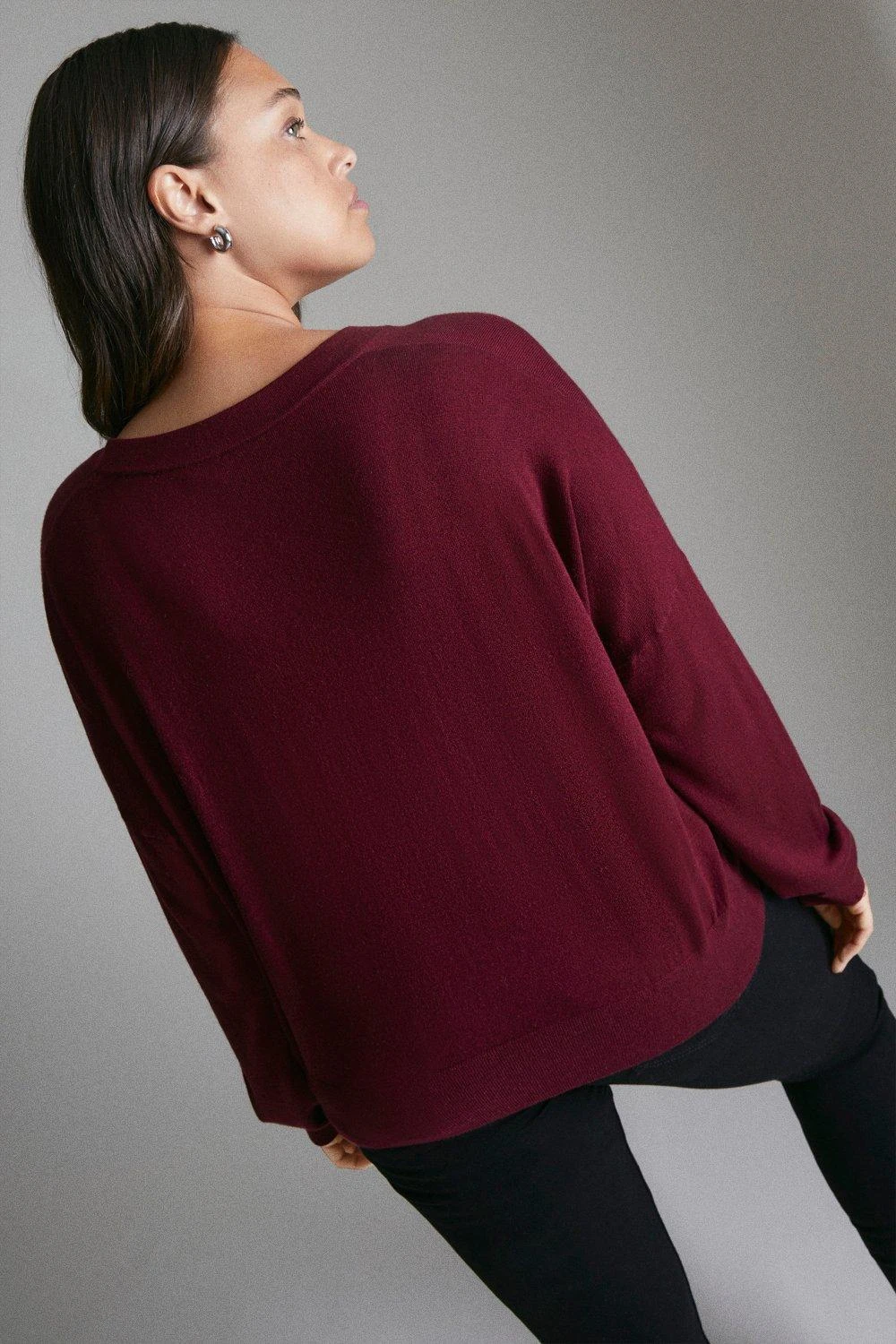 Karen Millen Plus Size Cashmere Blend V Neck Cardigan 4 Karen Millen Plus Size Cashmere Blend V Neck Cardigan - Image 2