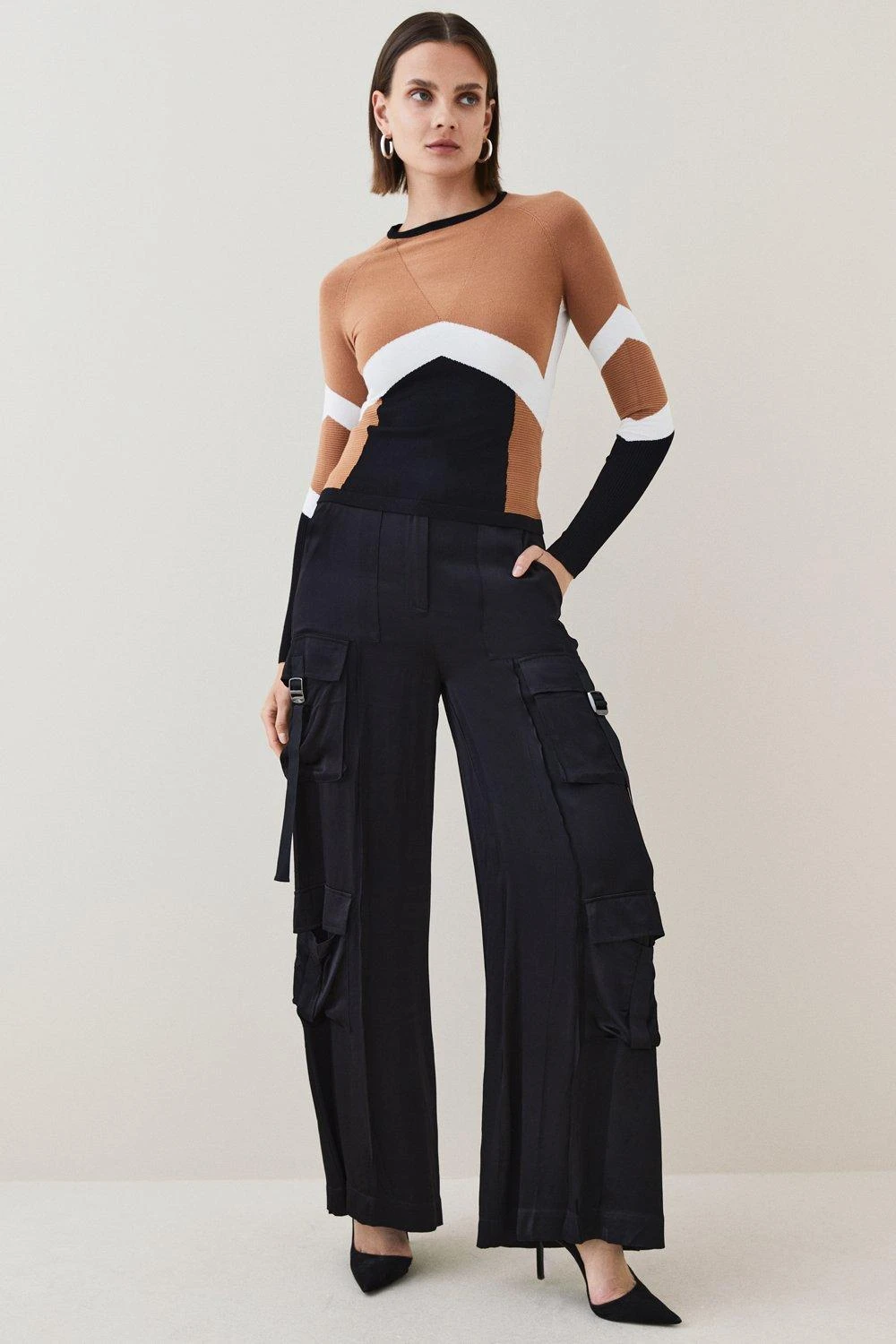 Karen Millen Sporty Colour Block Knit Top 6 Karen Millen Sporty Colour Block Knit Top - Image 4