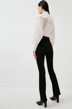 Karen Millen Mid Rise Kickflare Button Detail Jeans 11 Karen Millen Mid Rise Kickflare Button Detail Jeans -Karen Millen shop cream mid rise kickflare button detail jeans 4