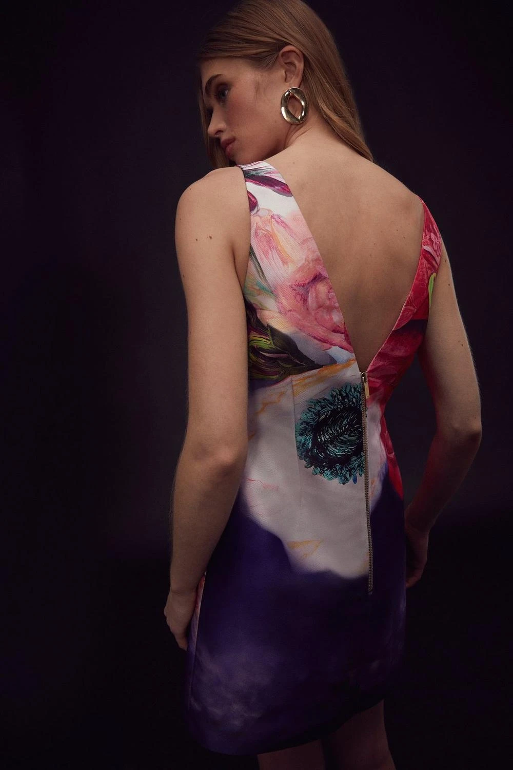 Karen Millen Apotheosis Deep V Shift Woven Dress 5 Karen Millen Apotheosis Deep V Shift Woven Dress - Image 3