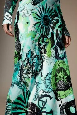 Karen Millen British Museum Star Mapped Batwing Dress -Karen Millen shop green british museum star mapped batwing dress 2