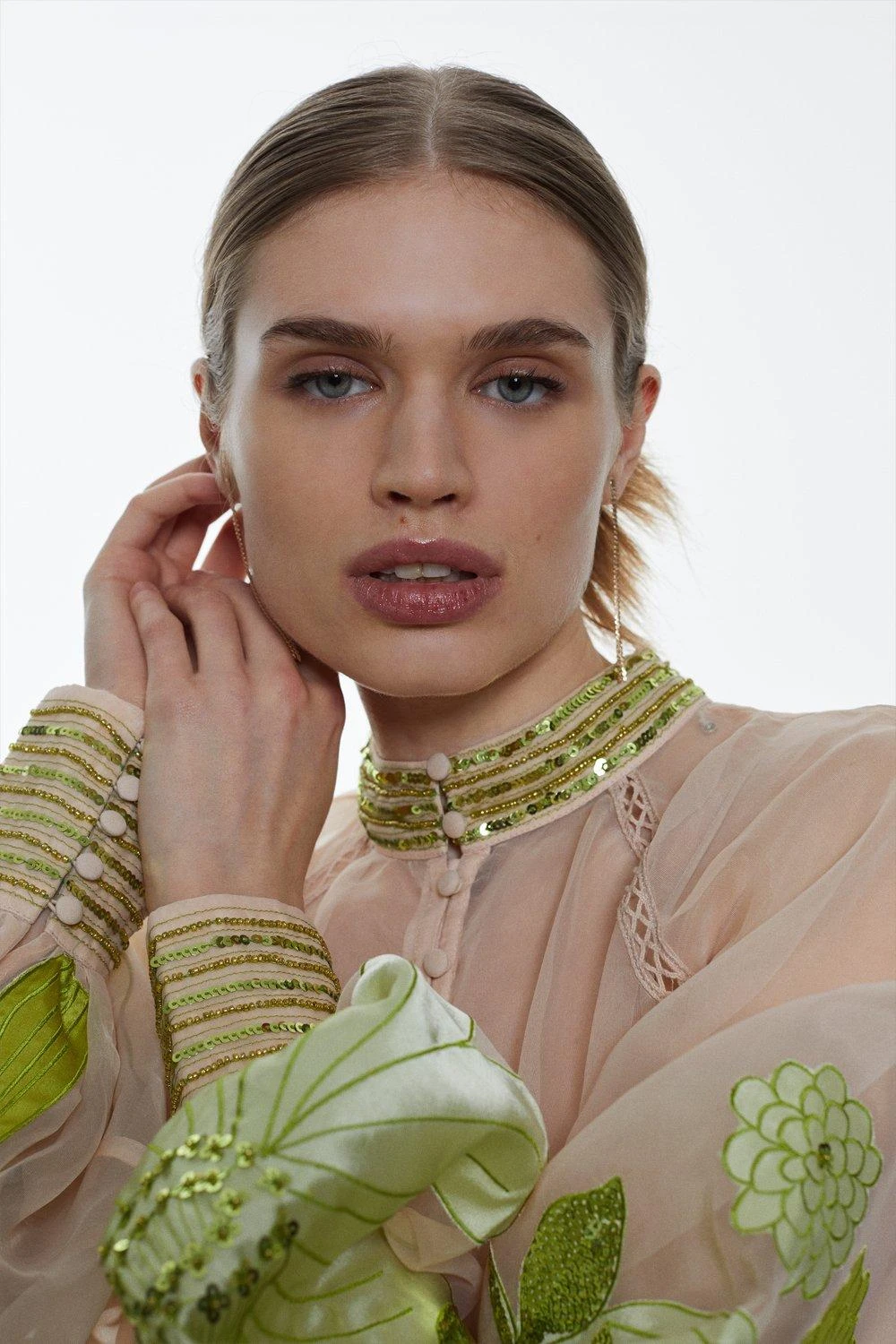 Karen Millen Organdie Applique Buttoned Woven Blouse 4 Karen Millen Organdie Applique Buttoned Woven Blouse - Image 2