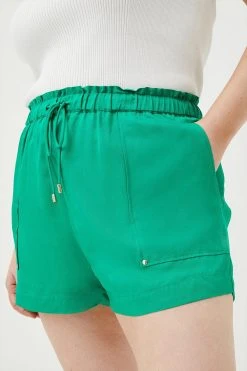 Karen Millen Plus Size Premium Linen Viscose Woven Short -Karen Millen shop green plus size premium linen viscose woven short 3