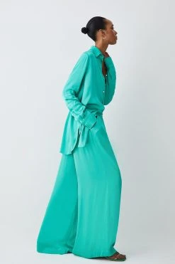 Karen Millen Tall Viscose Satin Wide Leg Trouser -Karen Millen shop green tall viscose satin wide leg trouser 3