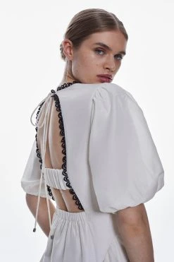 Karen Millen Graphic Lace Trim Woven Plunge Maxi Dress -Karen Millen shop ivory graphic lace trim woven plunge maxi dress 2