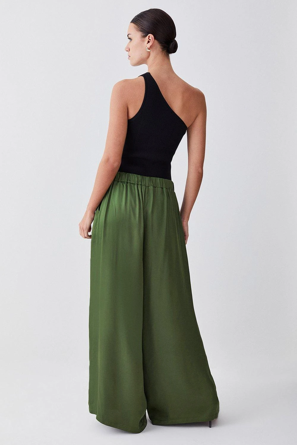Karen Millen Petite Satin Viscose Wide Leg Woven Trousers 6 Karen Millen Petite Satin Viscose Wide Leg Woven Trousers - Image 4