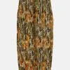 Karen Millen Plus Size Feather Printed Pleated Drama Trouser -Karen Millen shop lime plus size feather printed pleated drama trouser