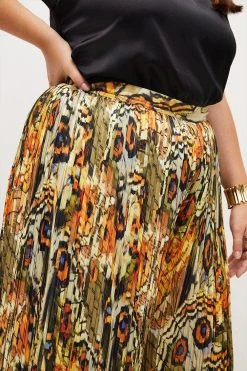 Karen Millen Plus Size Feather Printed Pleated Drama Trouser 9 Karen Millen Plus Size Feather Printed Pleated Drama Trouser -Karen Millen shop lime plus size feather printed pleated drama trouser 3