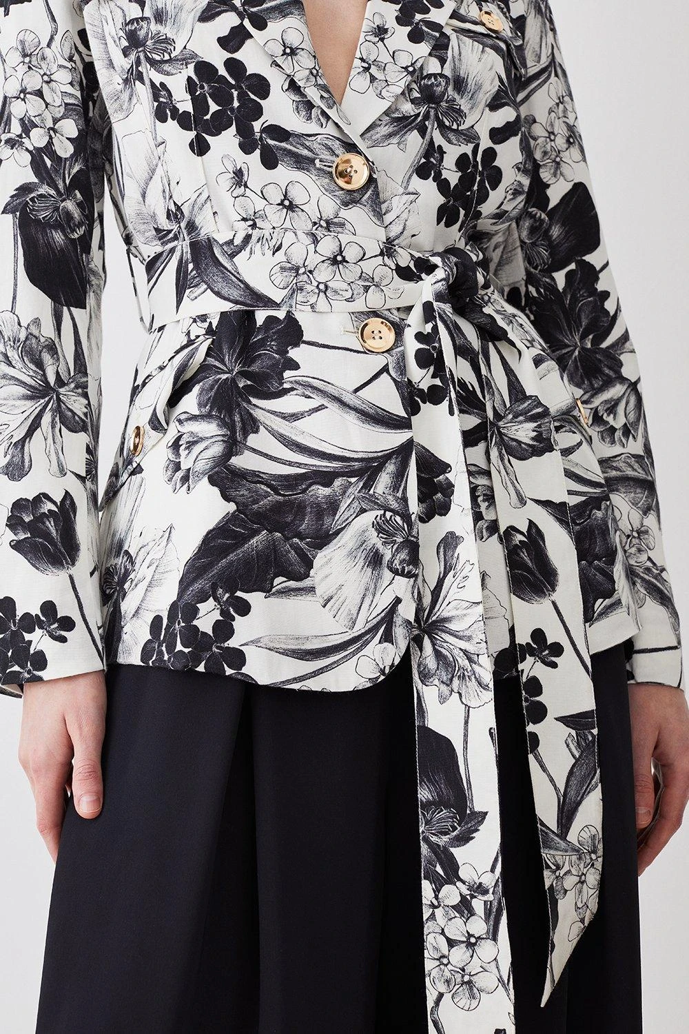 Karen Millen Floral Batik Belted Premium Linen Viscose Woven Jacket 5 Karen Millen Floral Batik Belted Premium Linen Viscose Woven Jacket - Image 3