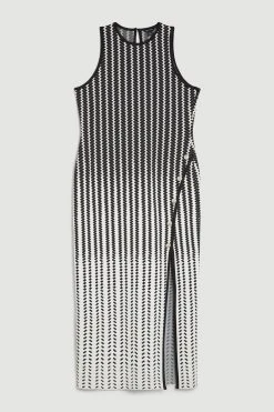 Karen Millen Plus Size Bandage Jacquard Column Maxi Dress -Karen Millen shop mono plus size bandage jacquard column maxi dress 4