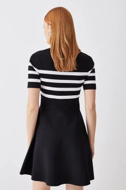 Karen Millen Tall Short Sleeve Stripe Zip Neck Flippy Skater Dress 11 Karen Millen Tall Short Sleeve Stripe Zip Neck Flippy Skater Dress -Karen Millen shop mono tall short sleeve stripe zip neck flippy skater dress 4
