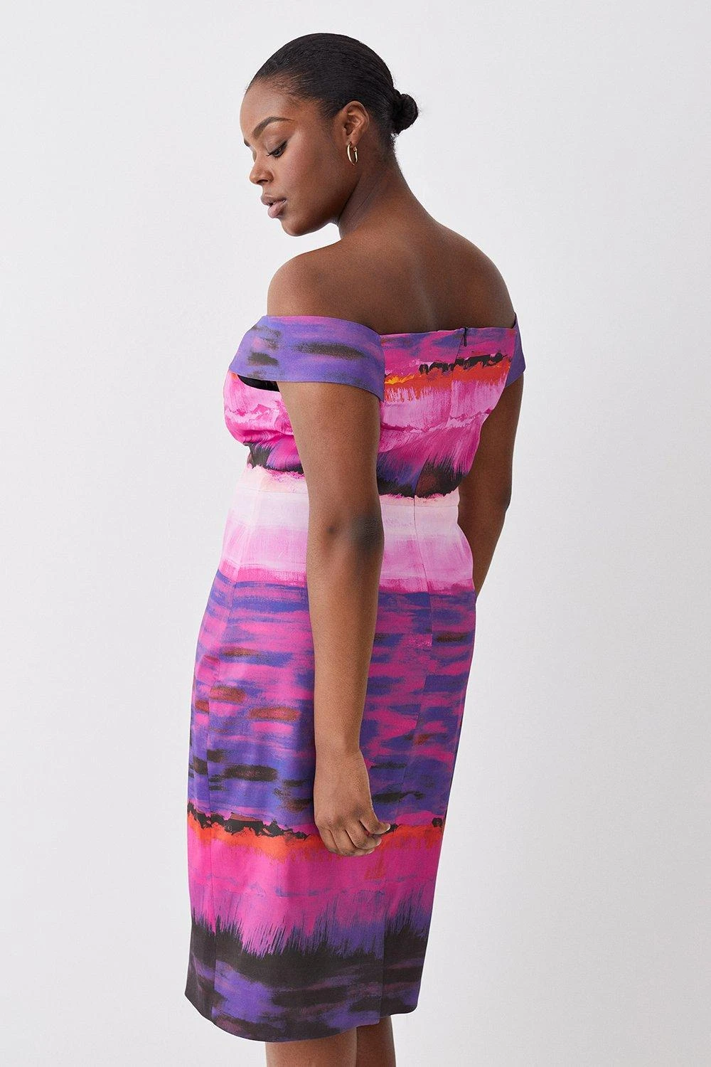 Karen Millen Plus Size Italian Signature Stretch Painternly Bardot Midi Dress 6 Karen Millen Plus Size Italian Signature Stretch Painternly Bardot Midi Dress - Image 4
