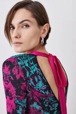 Karen Millen V Neck Tie Back Jacquard Knit Top 11 Karen Millen V Neck Tie Back Jacquard Knit Top -Karen Millen shop multi v neck tie back jacquard knit top 3