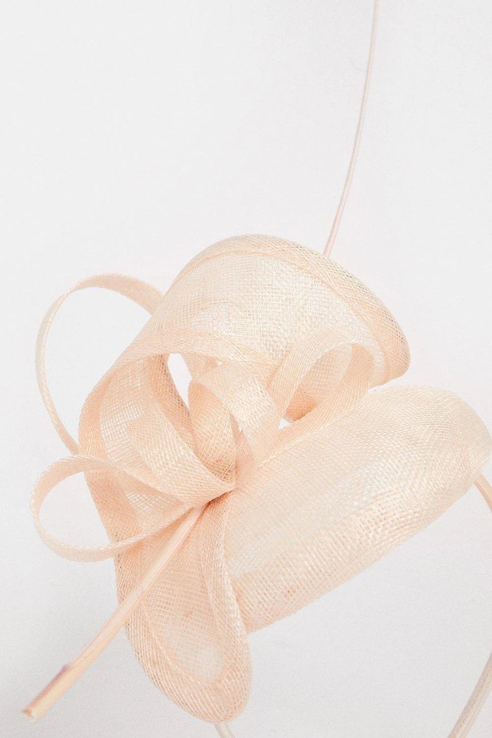 Karen Millen Loop Bow Pillbox Fascinator 3 Karen Millen Loop Bow Pillbox Fascinator