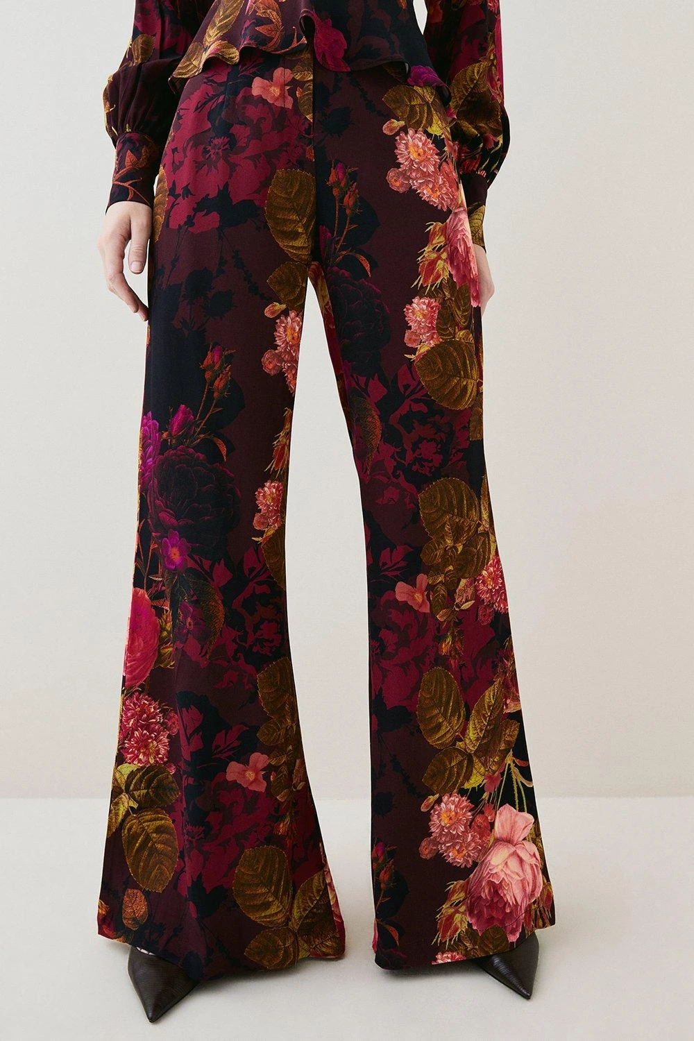 Karen Millen Photographic Floral Woven Trouser 5 Karen Millen Photographic Floral Woven Trouser - Image 3