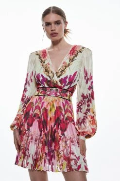 Karen Millen Mirrored Ombre Floral Pleat Drama Woven Mini Dress 9 Karen Millen Mirrored Ombre Floral Pleat Drama Woven Mini Dress -Karen Millen shop pink mirrored ombre floral pleat drama woven mini dress 1