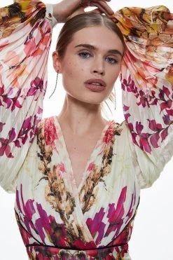 Karen Millen Mirrored Ombre Floral Pleat Drama Woven Mini Dress 13 Karen Millen Mirrored Ombre Floral Pleat Drama Woven Mini Dress -Karen Millen shop pink mirrored ombre floral pleat drama woven mini dress 5