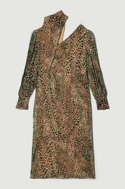 Karen Millen Plus Size Velvet Animal Devoure Woven Maxi Dress 10 Karen Millen Plus Size Velvet Animal Devoure Woven Maxi Dress -Karen Millen shop plus size velvet animal devoure woven maxi dress 3