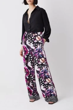 Karen Millen Butterfly Print Woven Wide Leg Trouser -Karen Millen shop purple butterfly print woven wide leg trouser 4