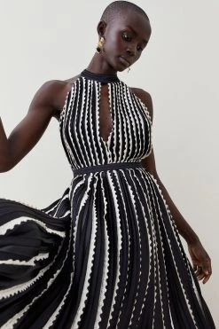 Karen Millen Pleat Lace Insert Drama Woven Halter Maxi -Karen Millen shop black pleat lace insert drama woven halter maxi 2