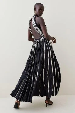 Karen Millen Pleat Lace Insert Drama Woven Halter Maxi -Karen Millen shop black pleat lace insert drama woven halter maxi 4