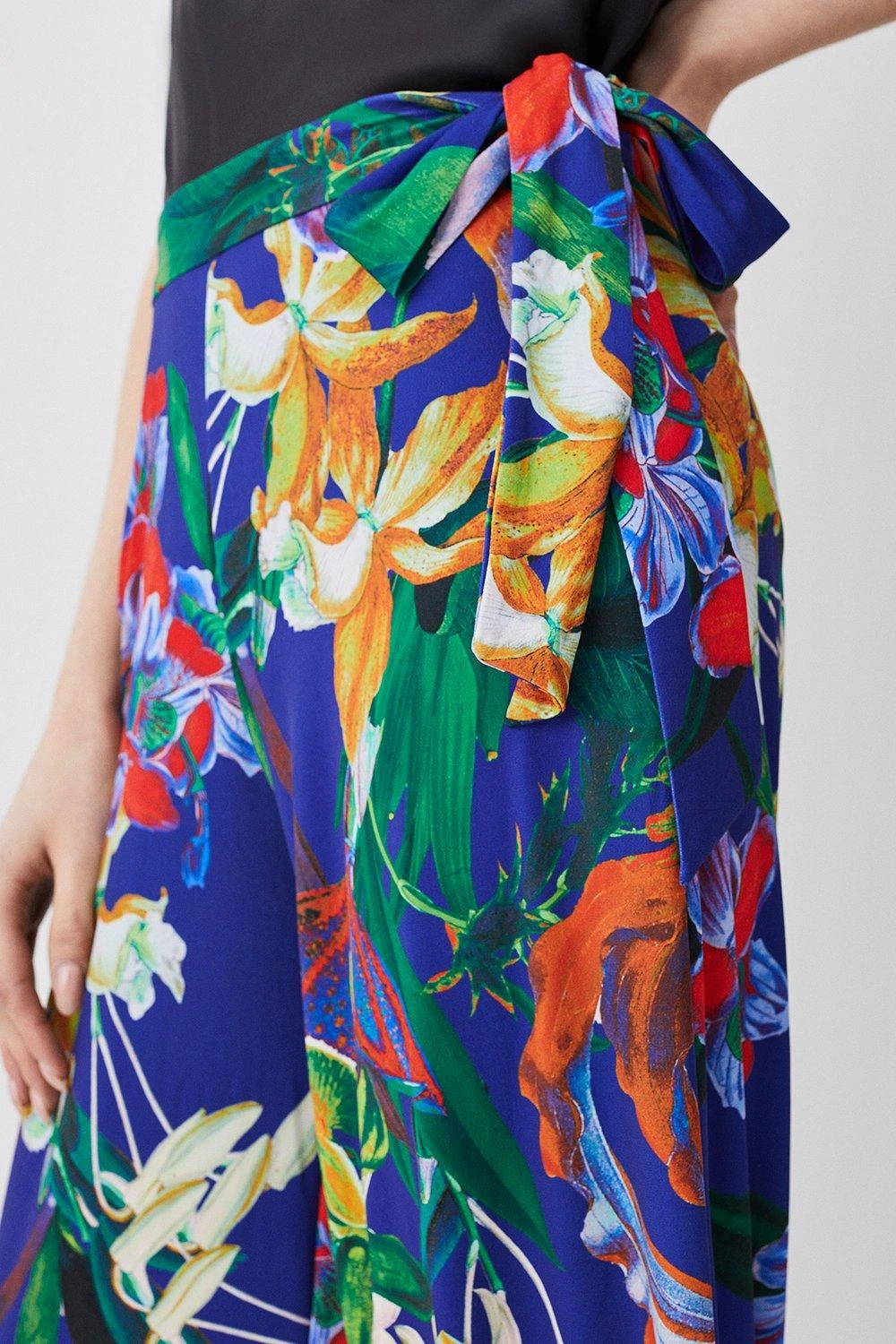 Karen Millen Floral Print Wide Leg Waist Tie Jersey Trousers 3 Karen Millen Floral Print Wide Leg Waist Tie Jersey Trousers