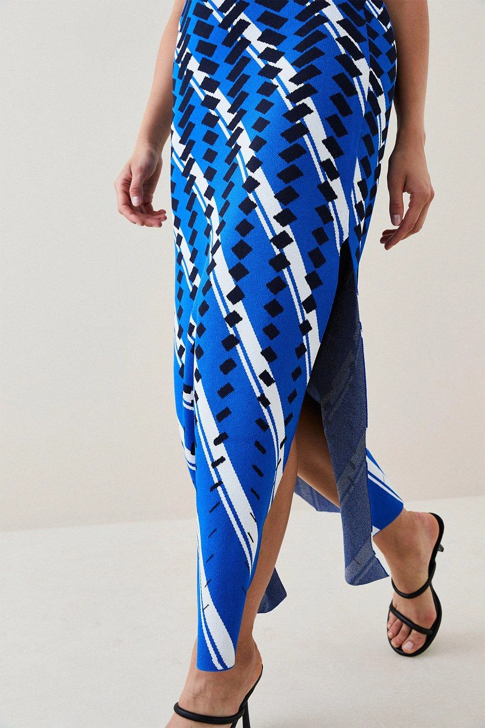 Karen Millen Embellished Sporty Jacquard Knit Column Maxi Dress 7 Karen Millen Embellished Sporty Jacquard Knit Column Maxi Dress - Image 5