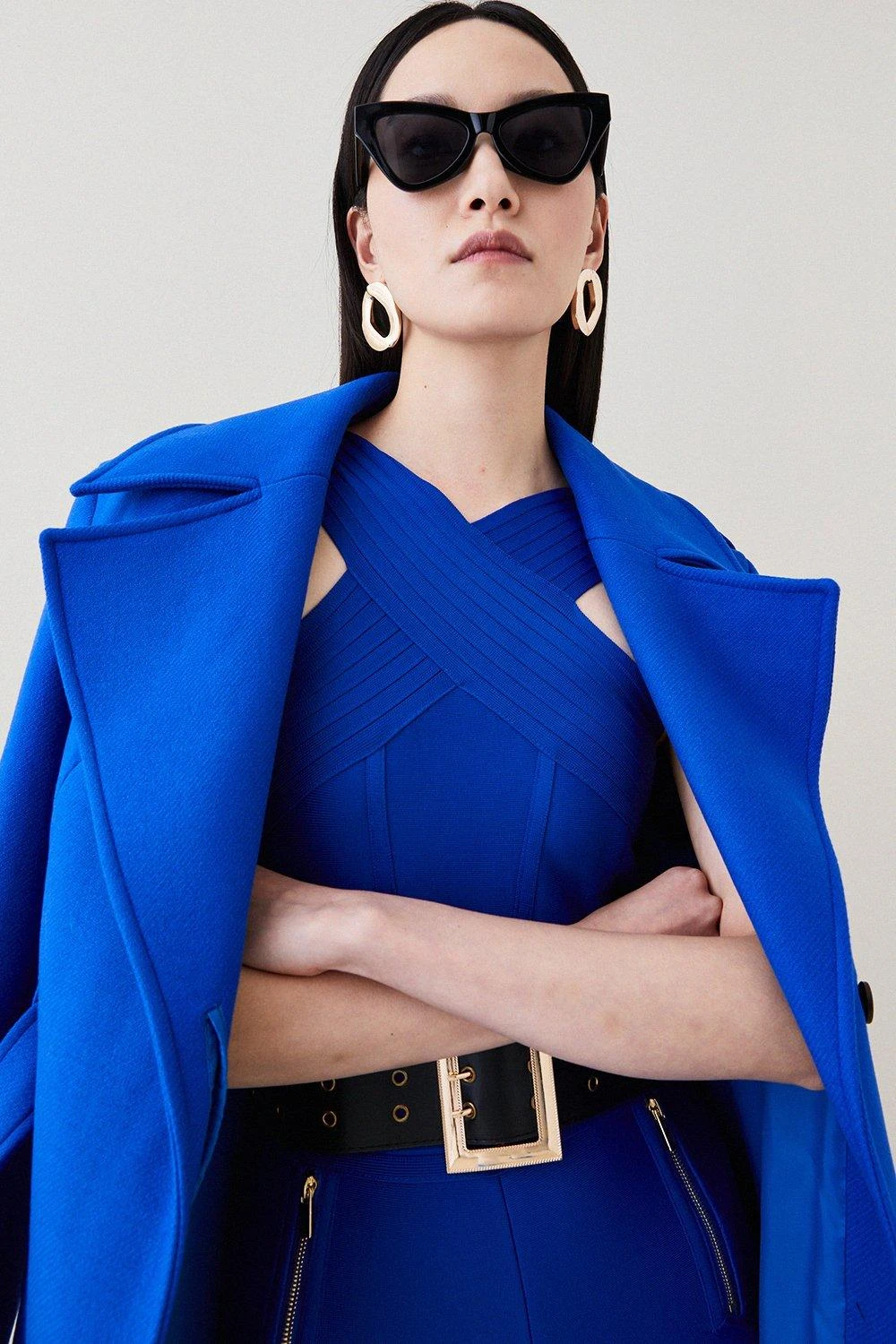 Karen Millen Italian Virgin Wool Strong Shoulder Coat 6 Karen Millen Italian Virgin Wool Strong Shoulder Coat - Image 4