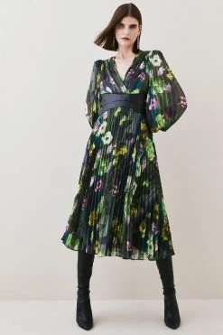 Karen Millen Floral Pleated Pu Woven Maxi Dress 9 Karen Millen Floral Pleated Pu Woven Maxi Dress -Karen Millen shop floral pleated pu woven maxi dress 2
