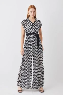 Karen Millen Mono Geo Pleat Detail Belted Woven Jumpsuit 9 Karen Millen Mono Geo Pleat Detail Belted Woven Jumpsuit -Karen Millen shop mono geo pleat detail belted woven jumpsuit 2