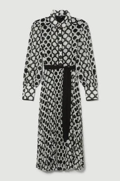 Karen Millen Mono Geo Pleat Detail Belted Woven Maxi Dress -Karen Millen shop mono geo pleat detail belted woven maxi dress 2
