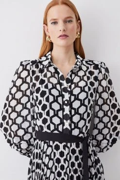 Karen Millen Mono Geo Pleat Detail Belted Woven Maxi Dress -Karen Millen shop mono geo pleat detail belted woven maxi dress 4