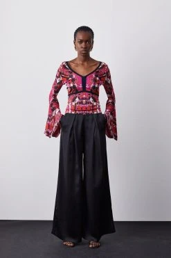 Karen Millen Slinky Knit Jacquard Geo Top 8 Karen Millen Slinky Knit Jacquard Geo Top -Karen Millen shop pink slinky knit jacquard geo top 1